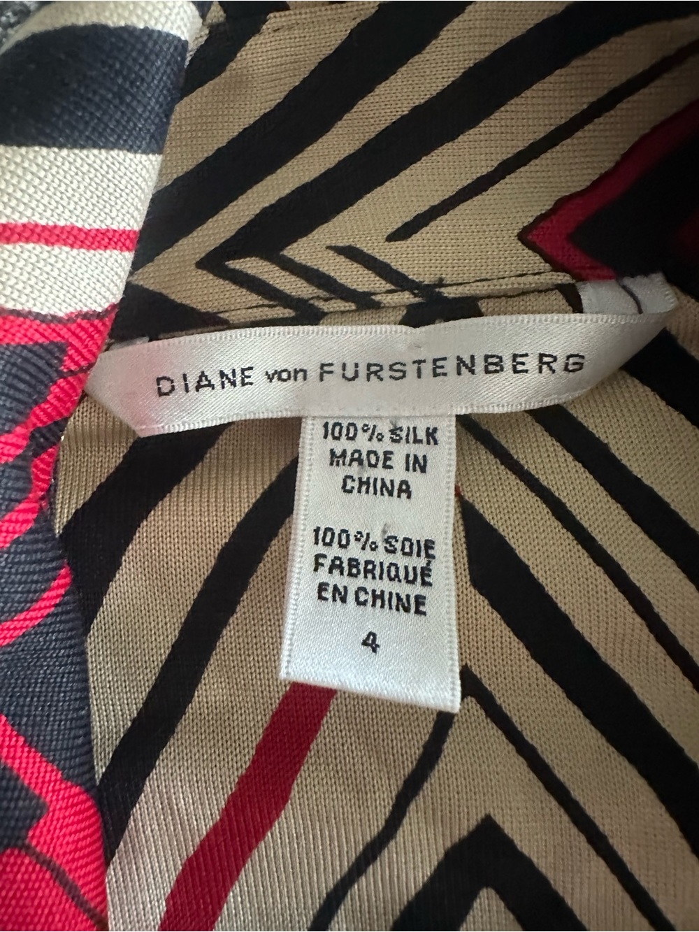 DVF Diane von Furstenberg Vintage Silk Utility Chevron Wrap Dress Red Black Sz 4 - Picture 7 of 11